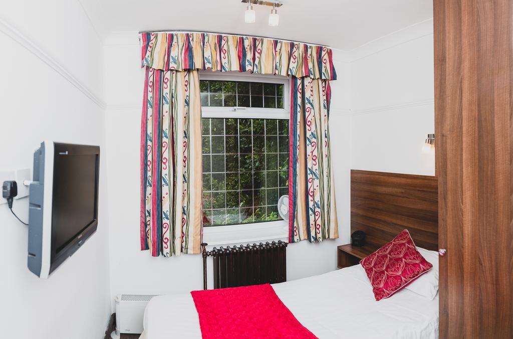 Yenton Hotel Bornemouth Extérieur photo